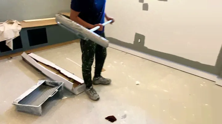 Painting with a 18 inches roller